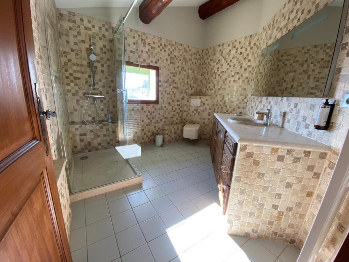 Drome Provencale Maison Familiale Calme Dans Village Valréas Exteriér fotografie