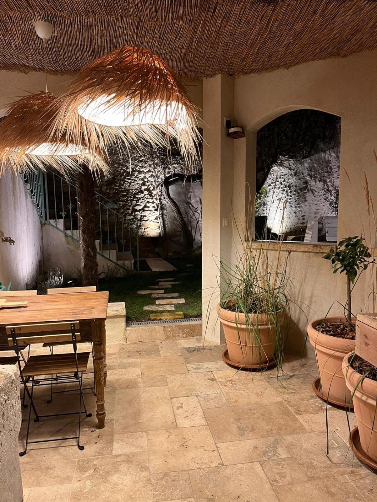 Drome Provencale Maison Familiale Calme Dans Village Valréas Exteriér fotografie