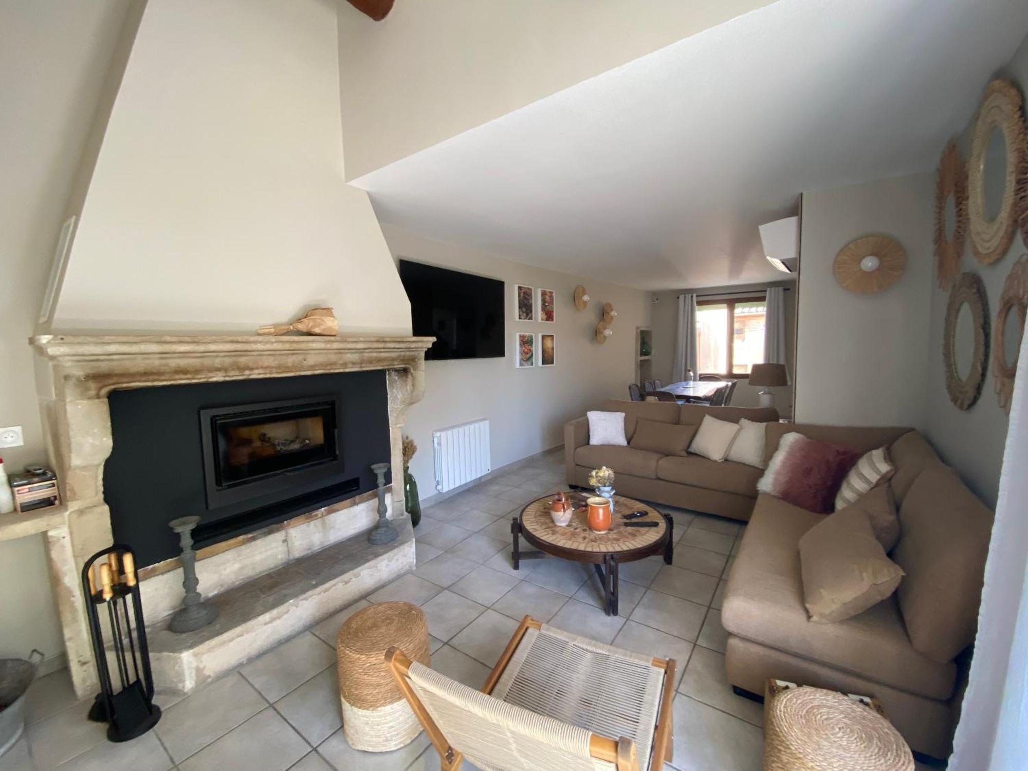 Drome Provencale Maison Familiale Calme Dans Village Valréas Exteriér fotografie