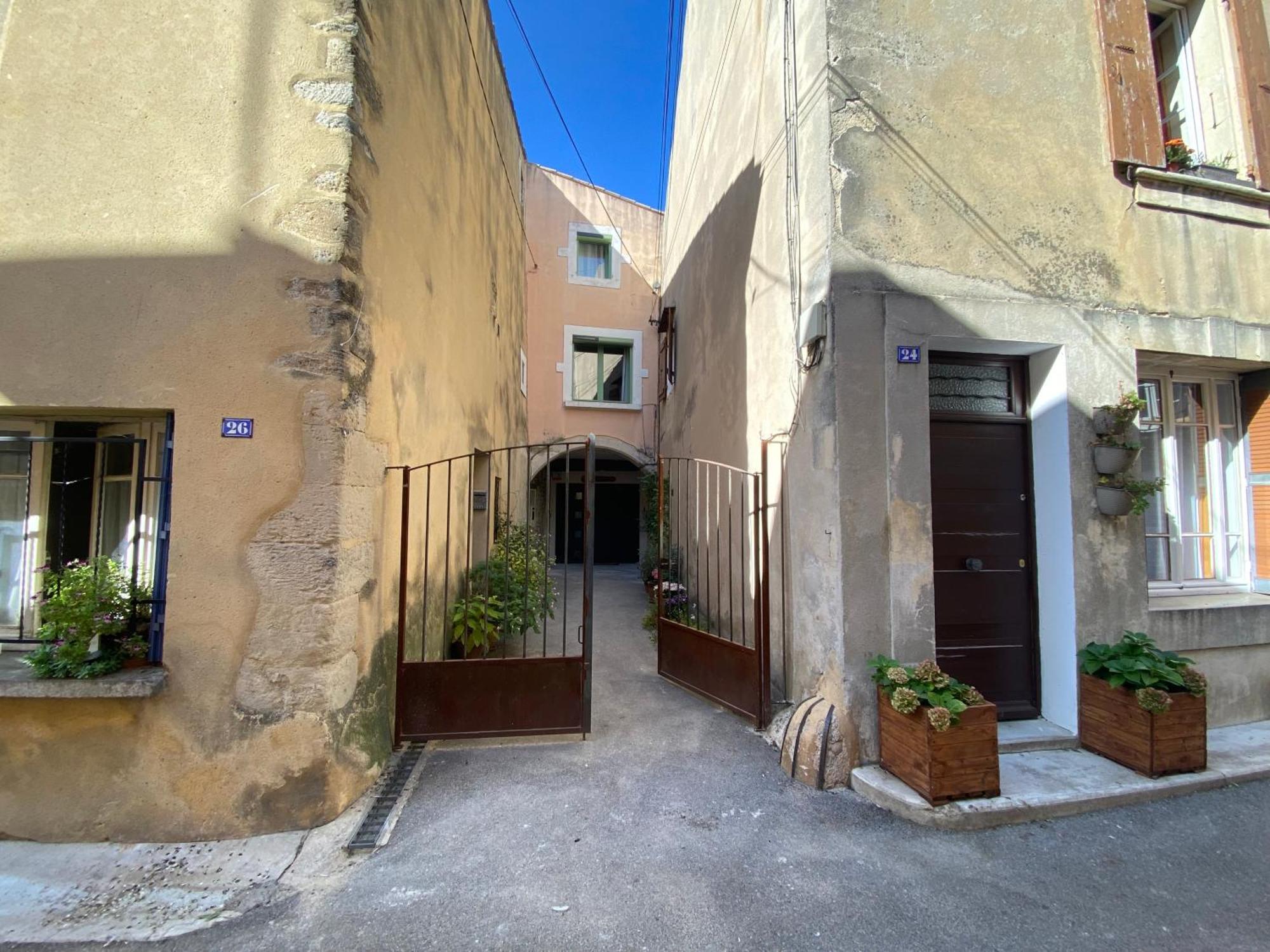Drome Provencale Maison Familiale Calme Dans Village Valréas Exteriér fotografie