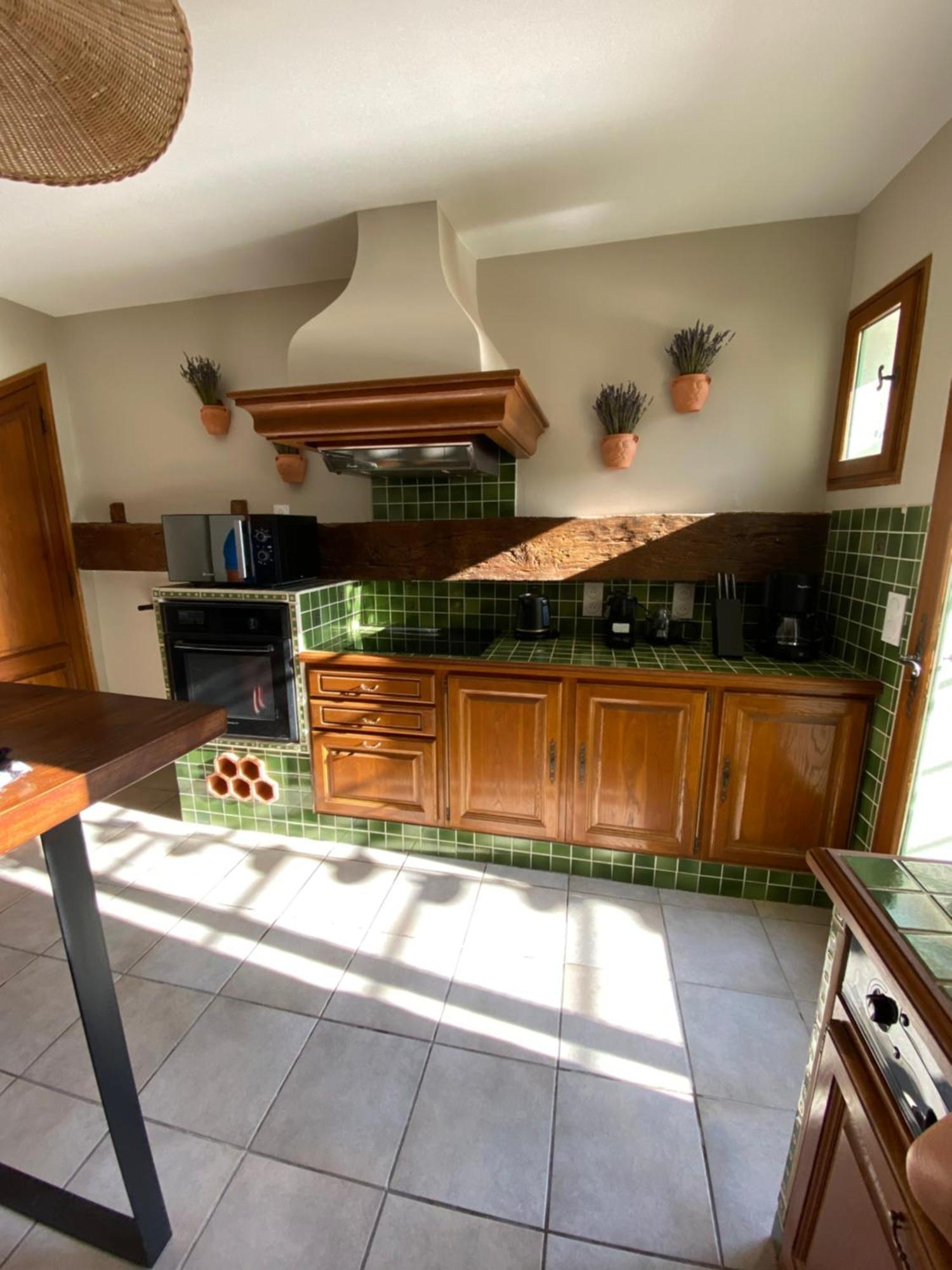 Drome Provencale Maison Familiale Calme Dans Village Valréas Exteriér fotografie