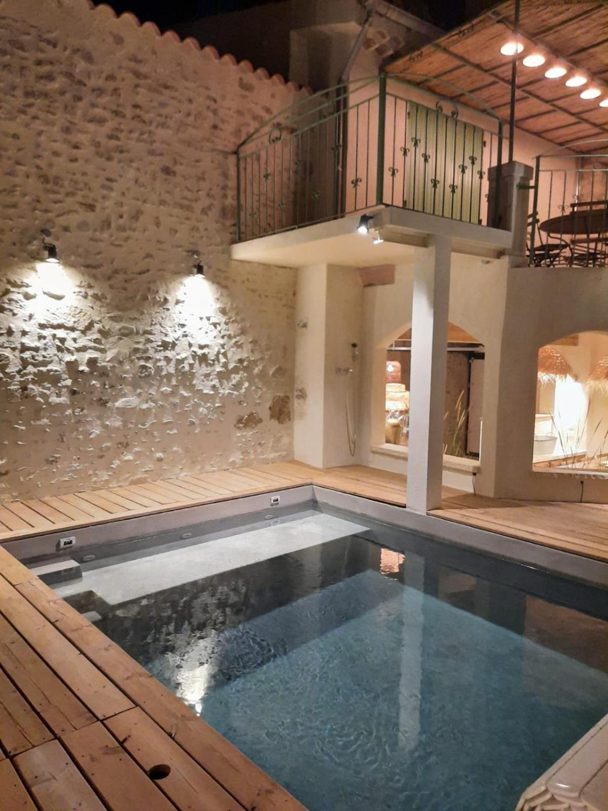 Drome Provencale Maison Familiale Calme Dans Village Valréas Exteriér fotografie