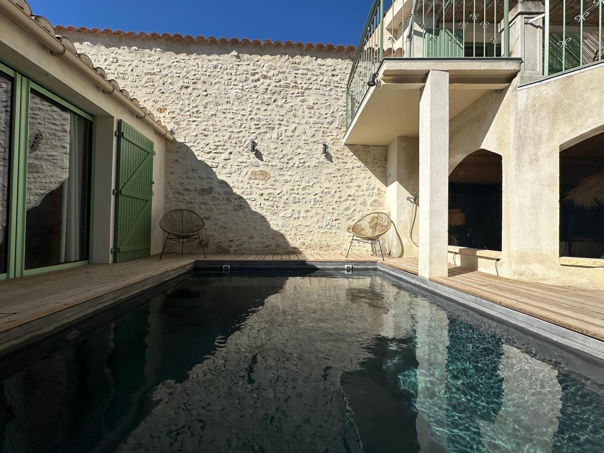 Drome Provencale Maison Familiale Calme Dans Village Valréas Exteriér fotografie